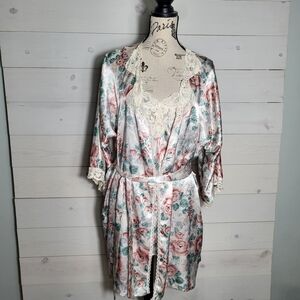 Vintage Cami Nightgown Robe Set Floral Satin Embellished Lace-Trim Cottagecore.